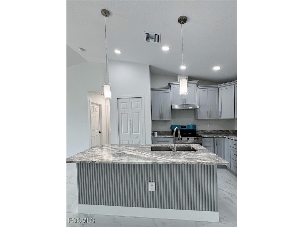 2608 30th Street SW Lehigh Acres FL 33976 2025021425 image5