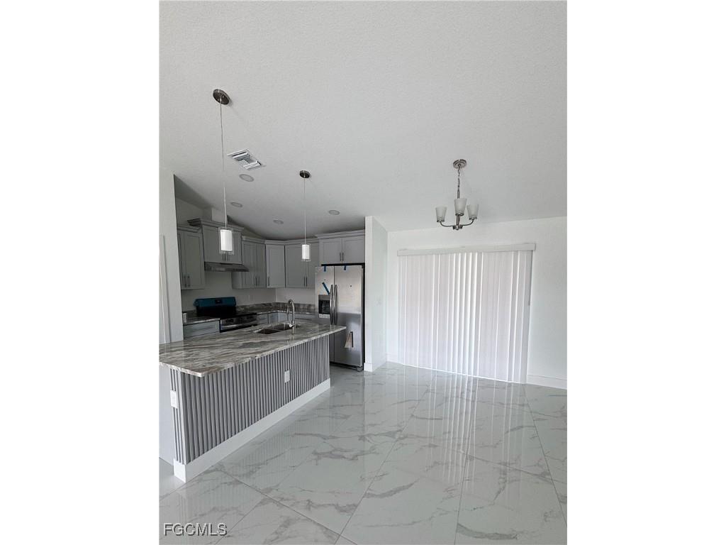 2608 30th Street SW Lehigh Acres FL 33976 2025021425 image6