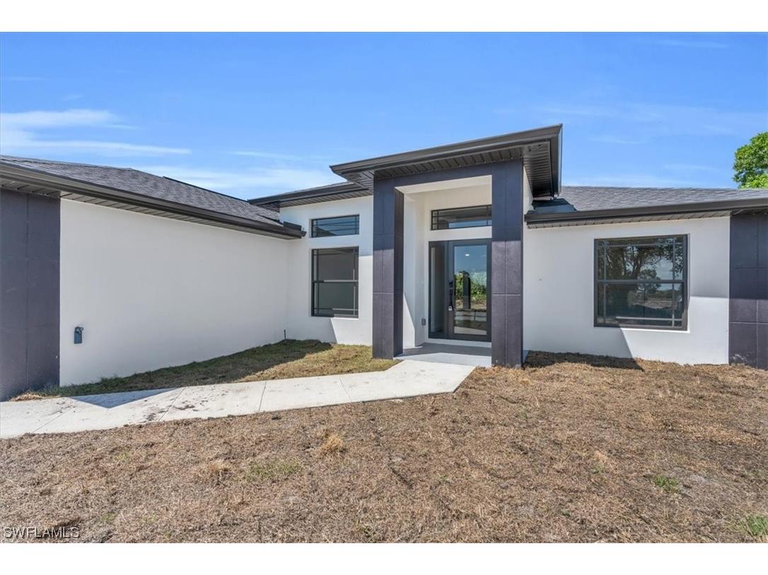 2608 39th Street SW Lehigh Acres FL 33976 223026431 image1