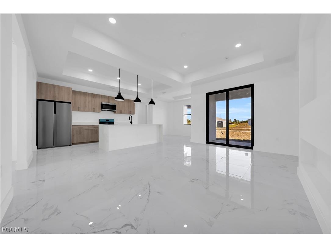 2608 49th Street W Lehigh Acres FL 33971 2026006744 image2