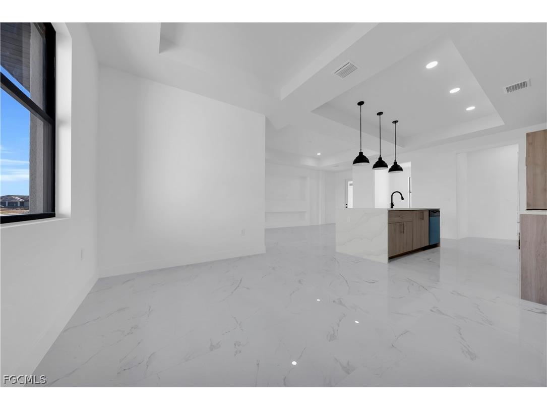 2608 49th Street W Lehigh Acres FL 33971 2026006744 image6