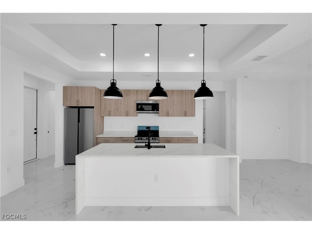 2608 49th Street W Lehigh Acres FL 33971 2026006744 image7