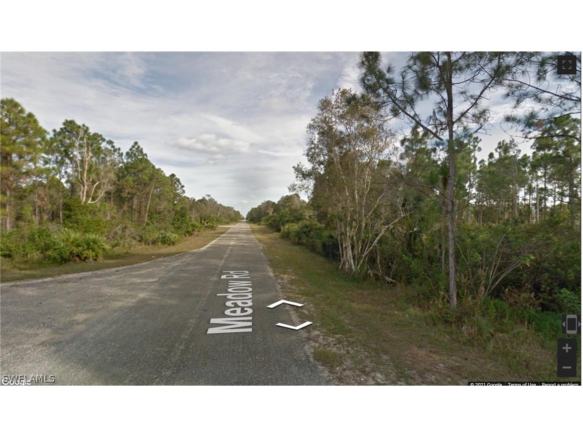 2608 Meadow Road Lehigh Acres FL 33974 226010402 image1