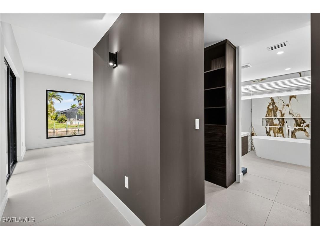 2608 SW 20th Avenue Cape Coral FL 33914 2025001306 image20