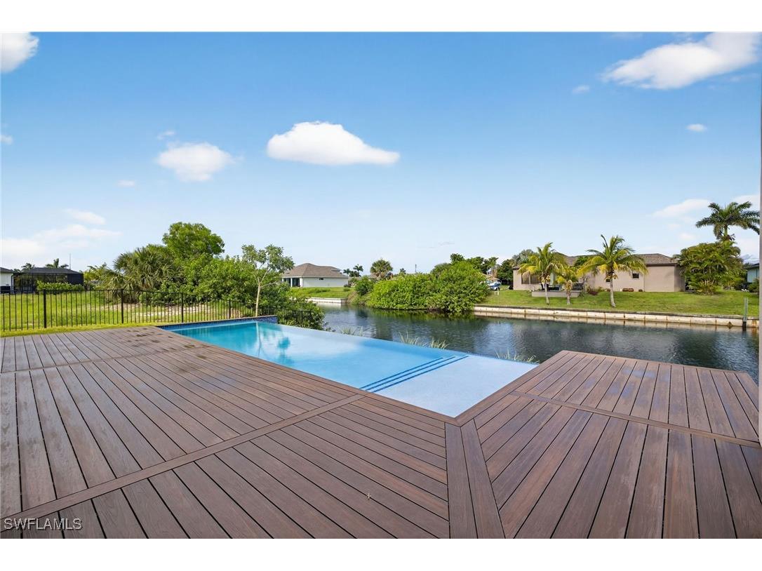 2608 SW 20th Avenue Cape Coral FL 33914 2025001306 image37