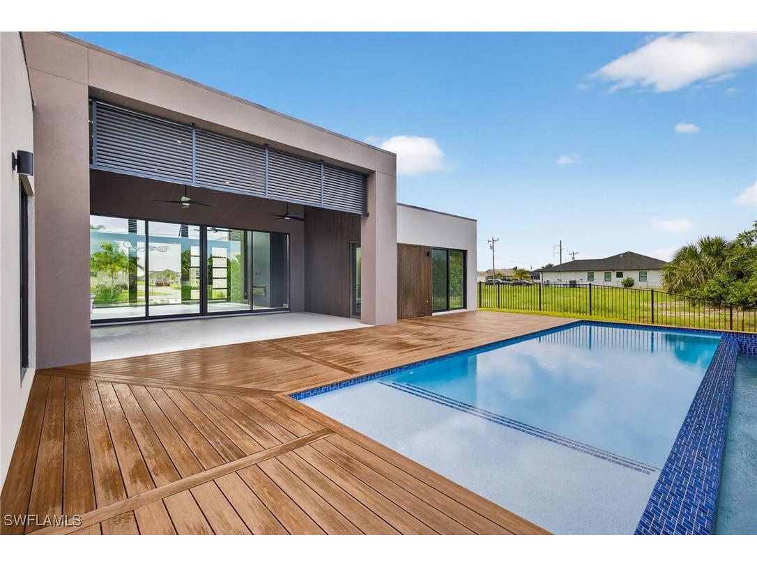 2608 SW 20th Avenue Cape Coral FL 33914 2025001306 image38