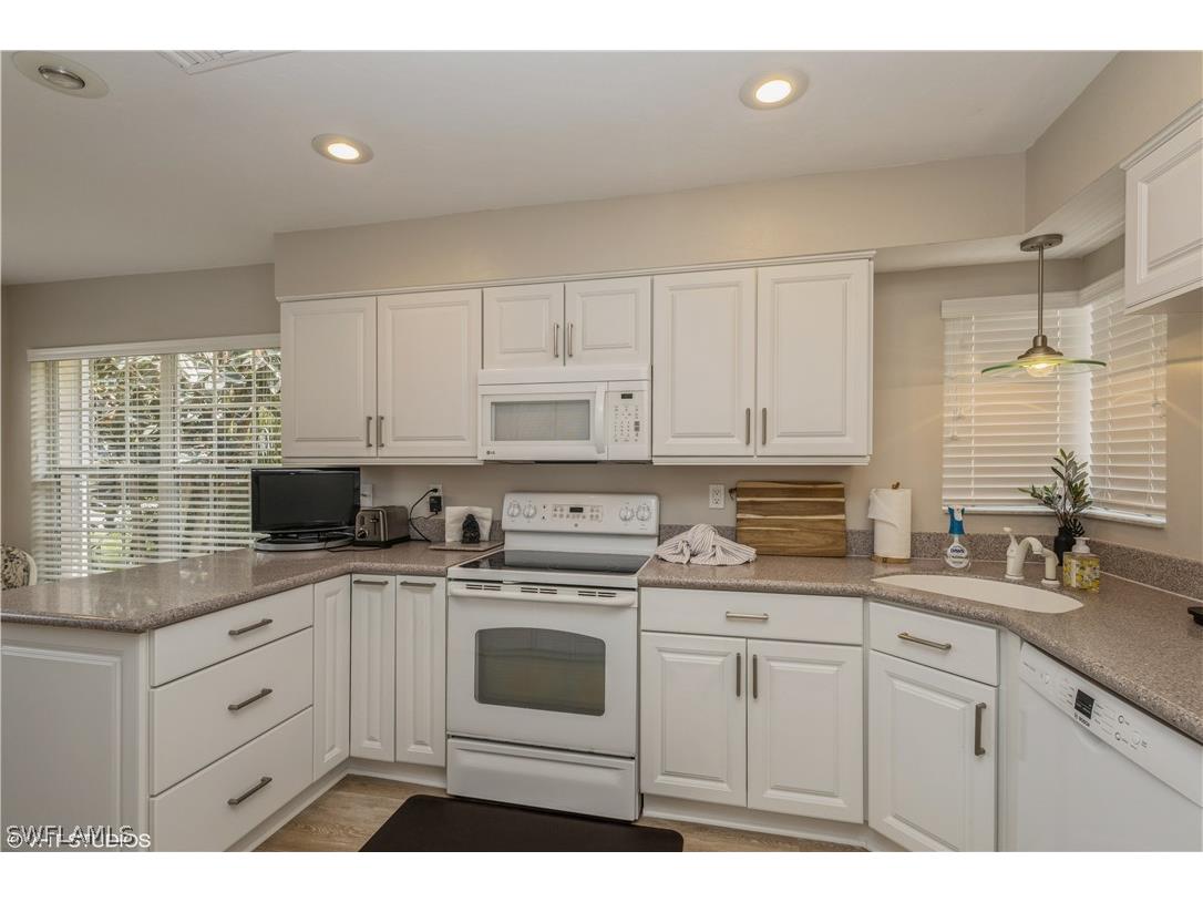 2608 Sailors Way #122 Naples FL 34109 226007278 image20