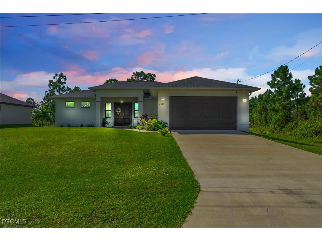 2609 27th Street W Lehigh Acres FL 33971 2025013763 image1