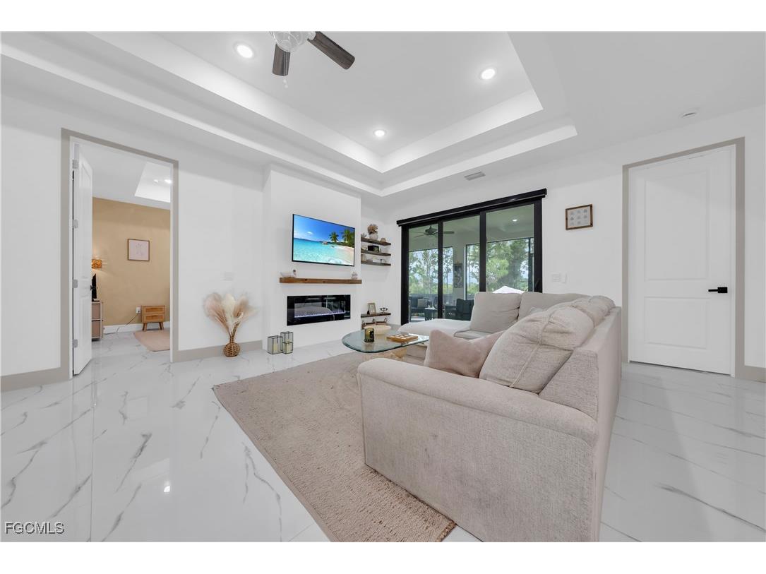 2609 27th Street W Lehigh Acres FL 33971 2025013763 image4