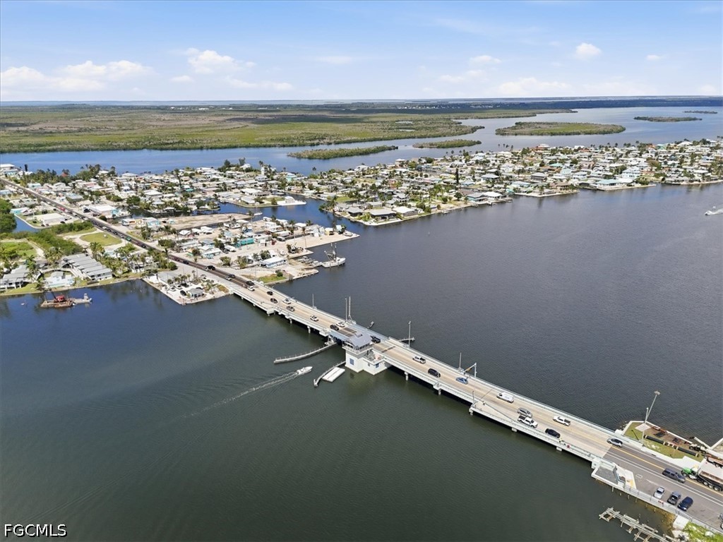 2609 Bayshore Drive Matlacha FL 33993 2026024672 image9