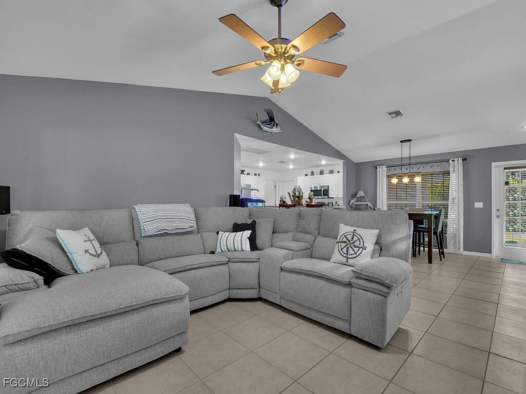 2609 NE 5th Avenue Cape Coral FL 33909 2026004599 image11