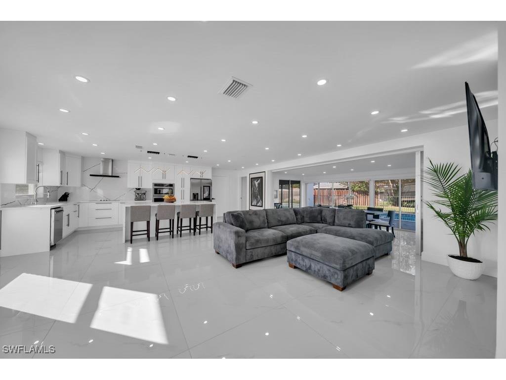 261 Bayshore Drive Cape Coral FL 33904 225083085 image2