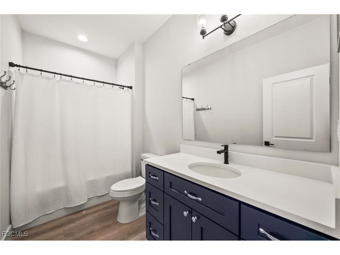 261 Donora Boulevard Fort Myers Beach FL 33931 2025006574 image17