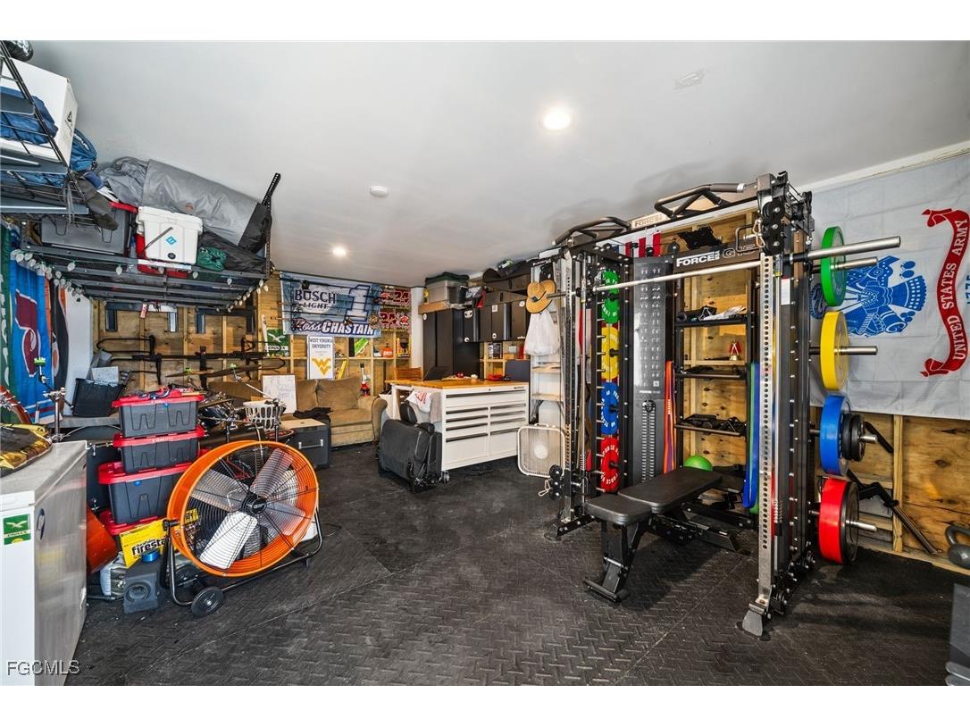 261 Donora Boulevard Fort Myers Beach FL 33931 2025006574 image20