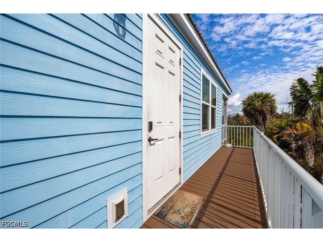 261 Donora Boulevard Fort Myers Beach FL 33931 2026019511 image2