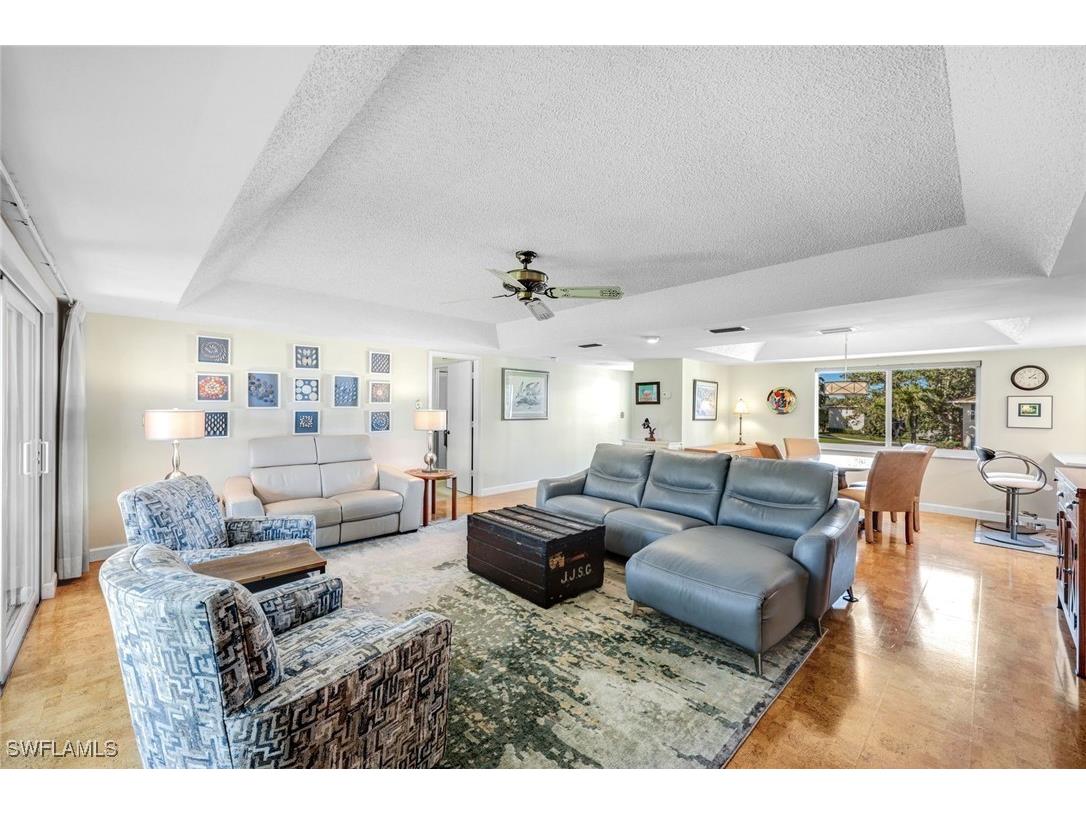 261 Memory Lane #4 Naples FL 34112 225080284 image1