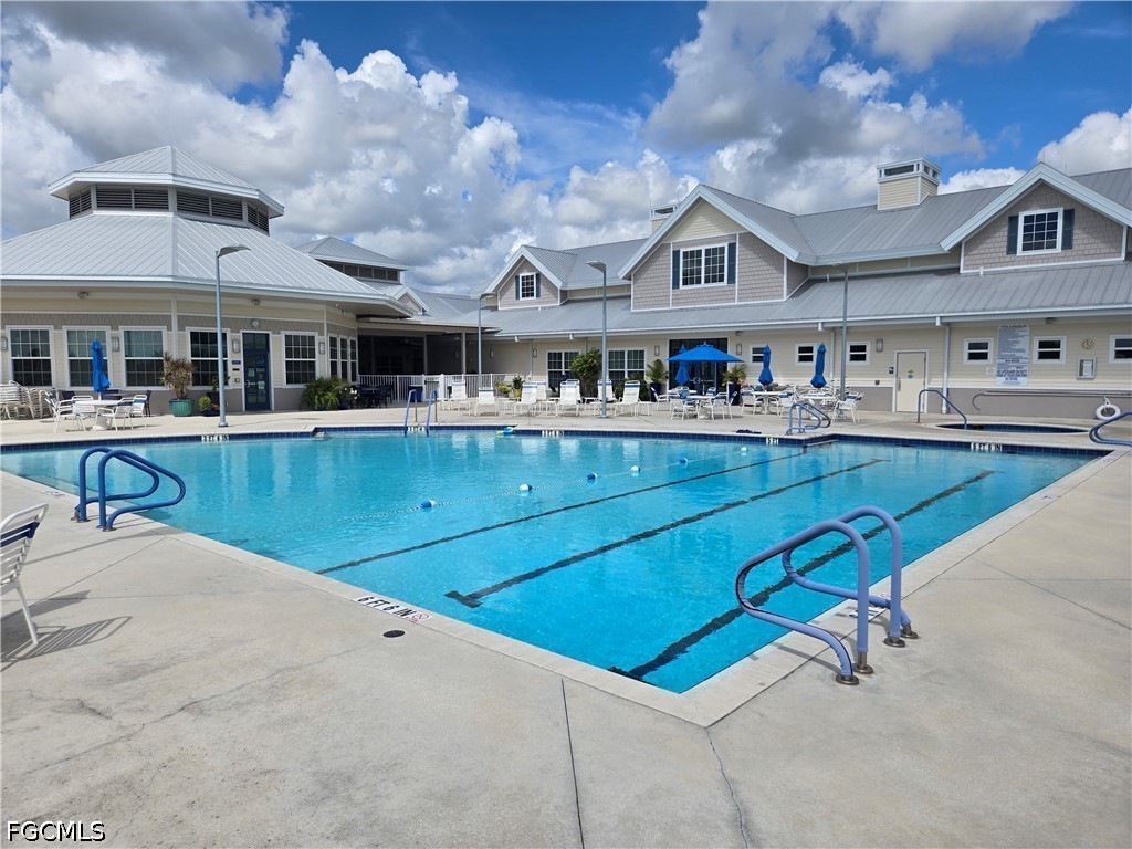 261 Palmer Boulevard North Fort Myers FL 33903 2026020077 image12