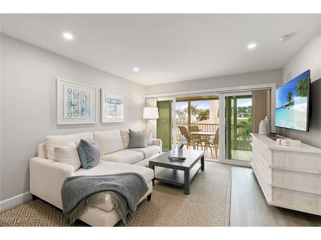 261 S Collier Boulevard #304 Marco Island FL 34145 225043495 image1