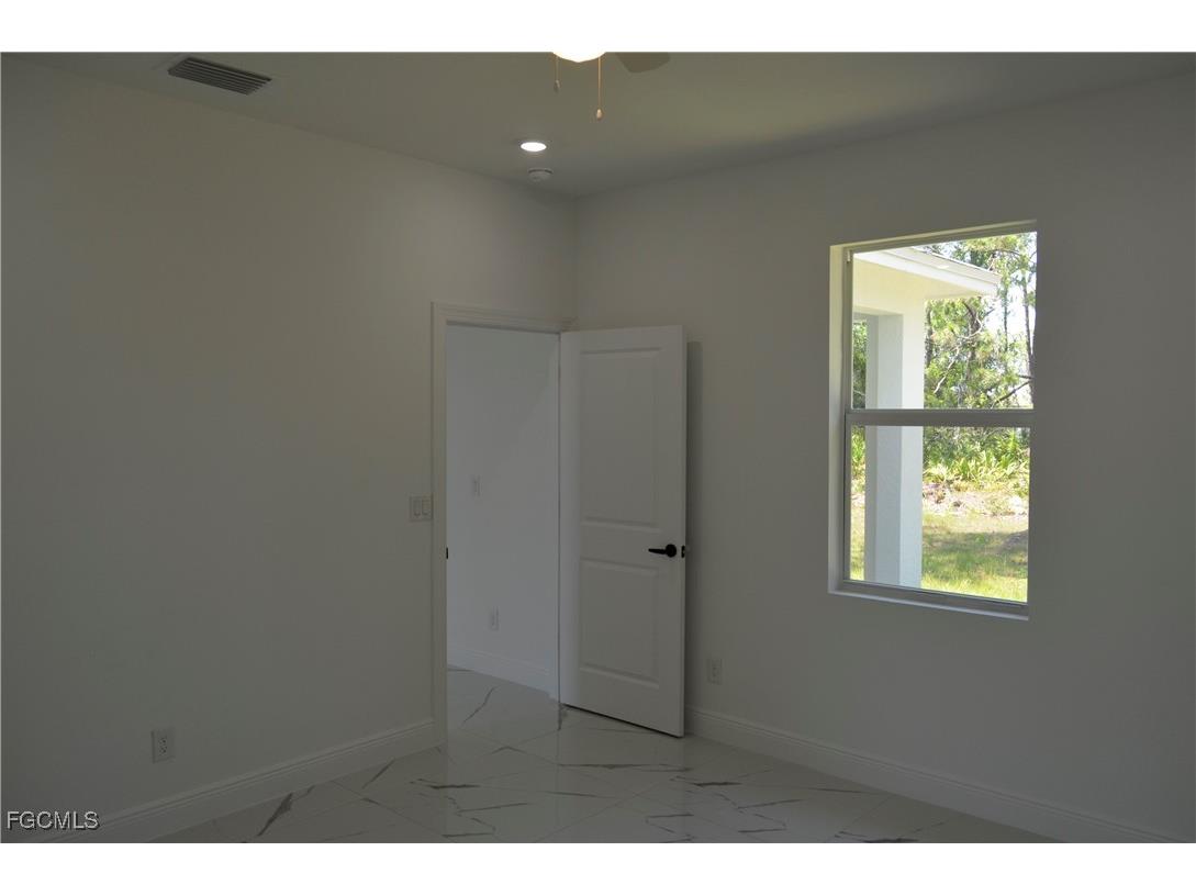 2610 34th Street W Lehigh Acres FL 33971 2025014204 image5