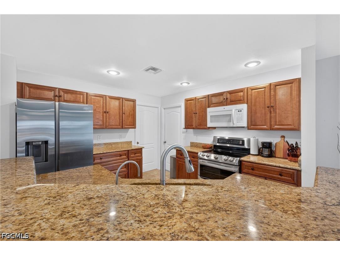 2610 42nd Street W Lehigh Acres FL 33971 2026021806 image11