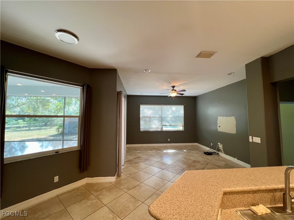 2610 52nd Avenue NE Naples FL 34120 2025023382 image16