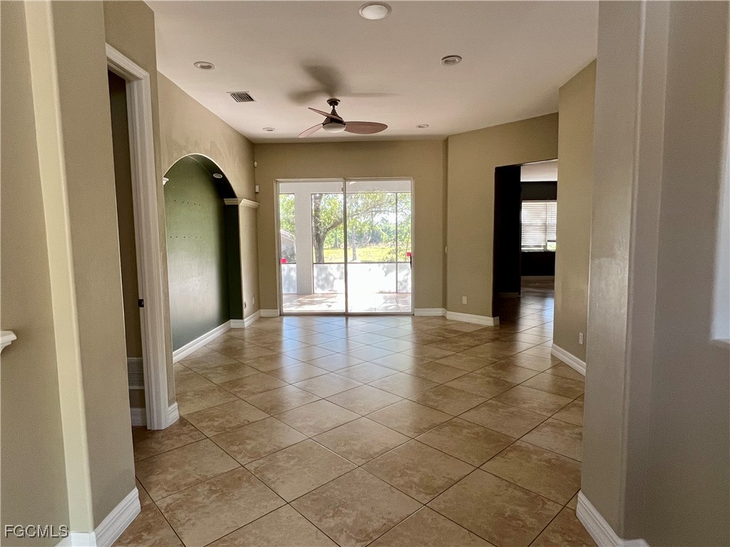 2610 52nd Avenue NE Naples FL 34120 2025023382 image6