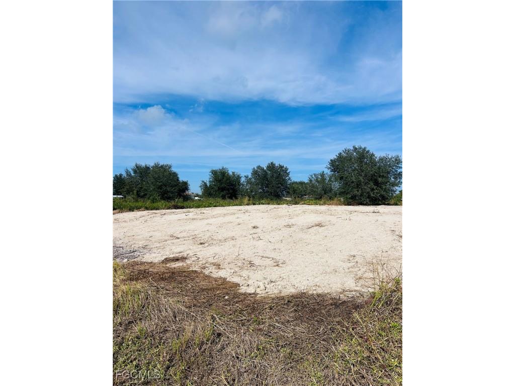2610 58th Street W Lehigh Acres FL 33971 2025025917 image2