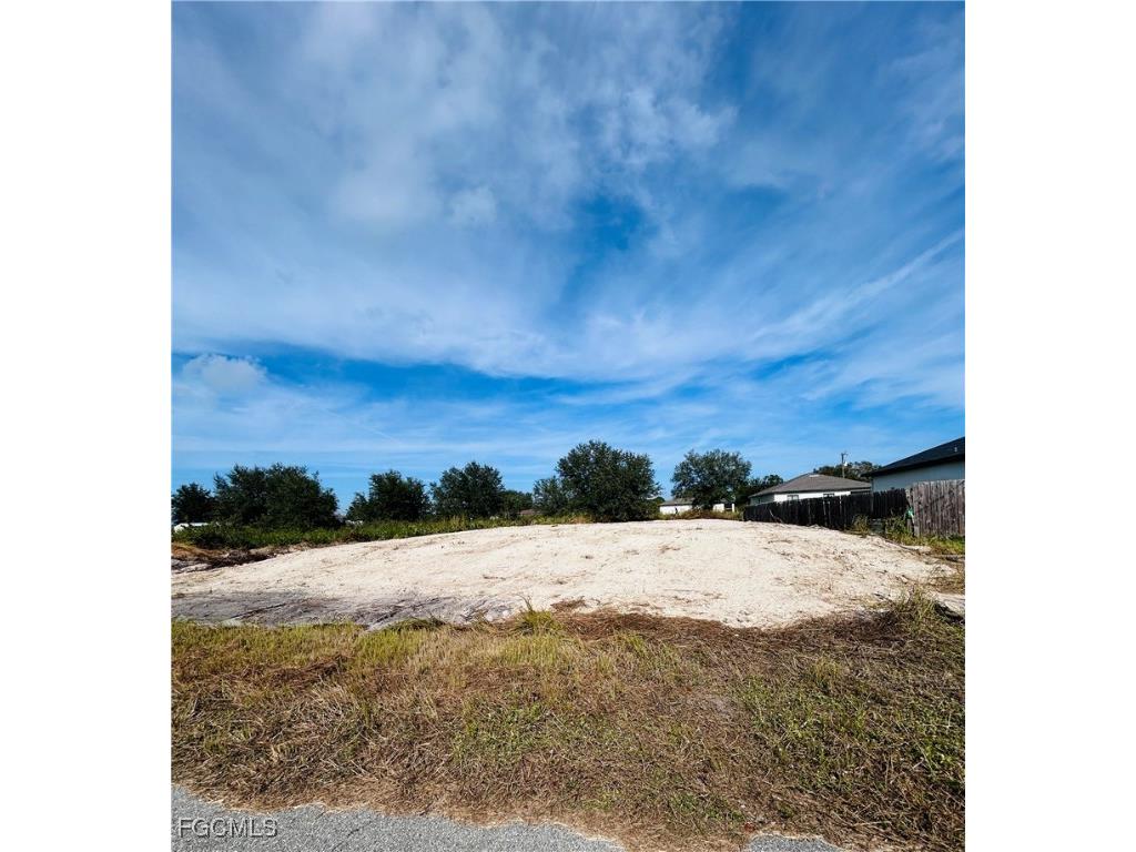 2610 58th Street W Lehigh Acres FL 33971 2025025917 image3