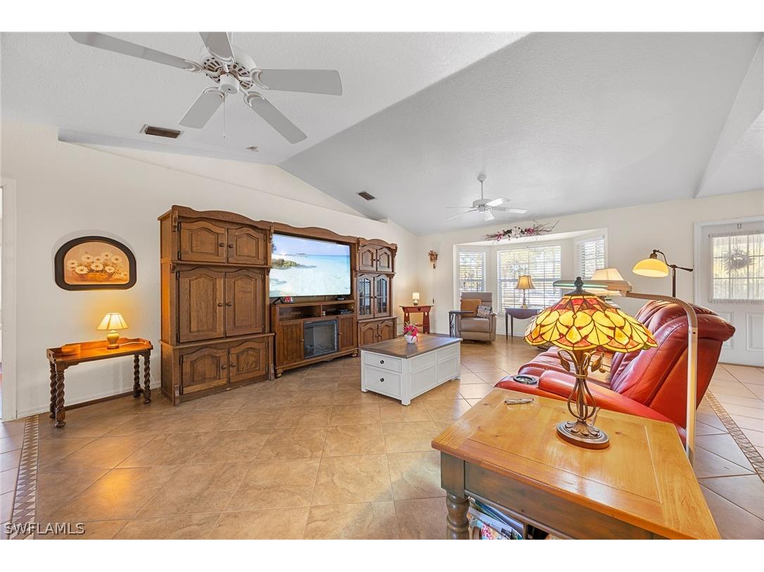 2610 6th Avenue NE Naples FL 34120 226006053 image11