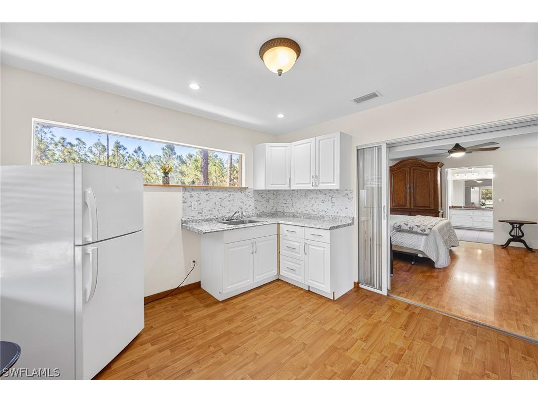 2610 6th Avenue NE Naples FL 34120 226006053 image16