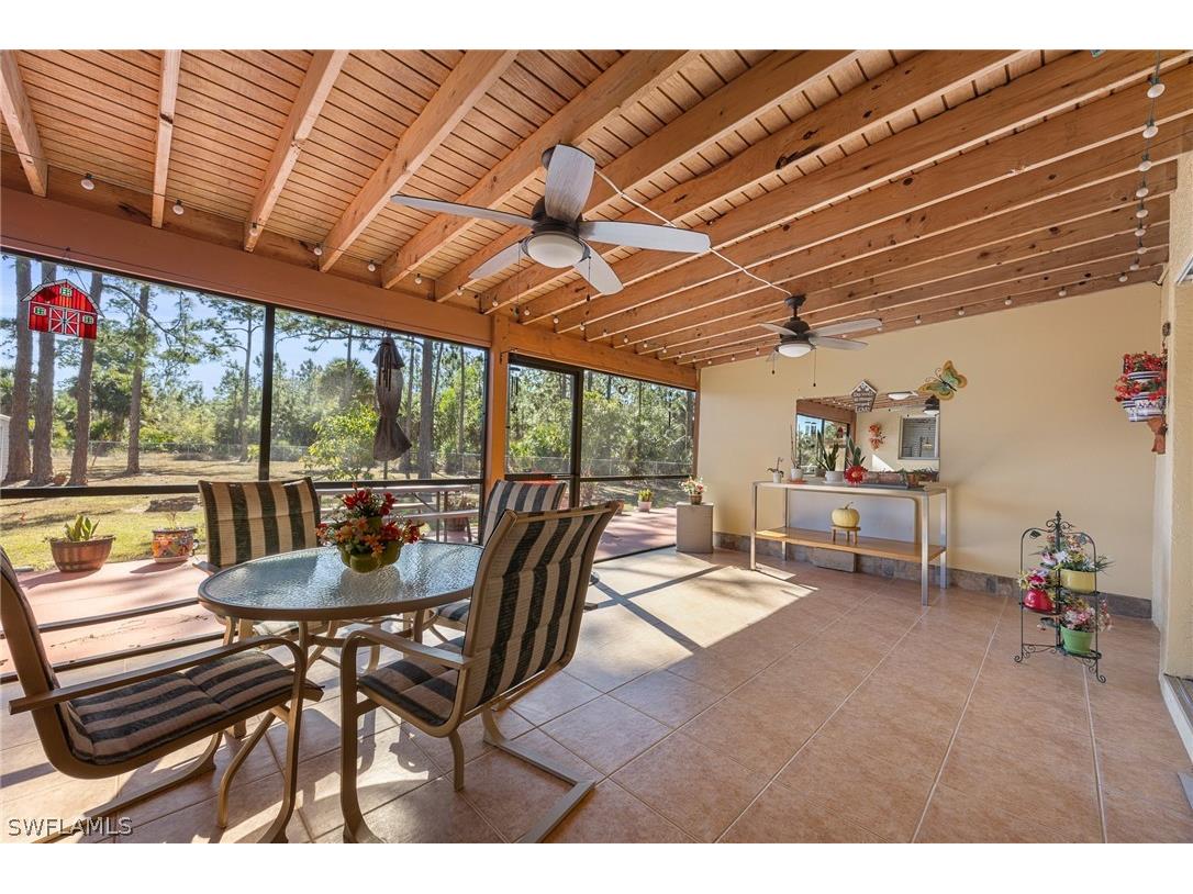 2610 6th Avenue NE Naples FL 34120 226006053 image31