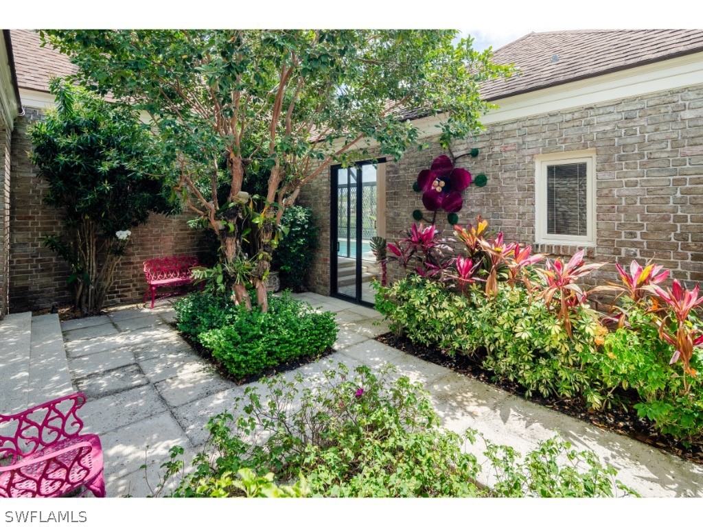 2610 Half Moon Walk Naples FL 34102 224039561 image5