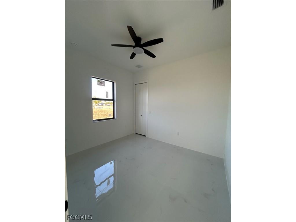 2610 NE 1st Place Cape Coral FL 33909 2025014619 image18