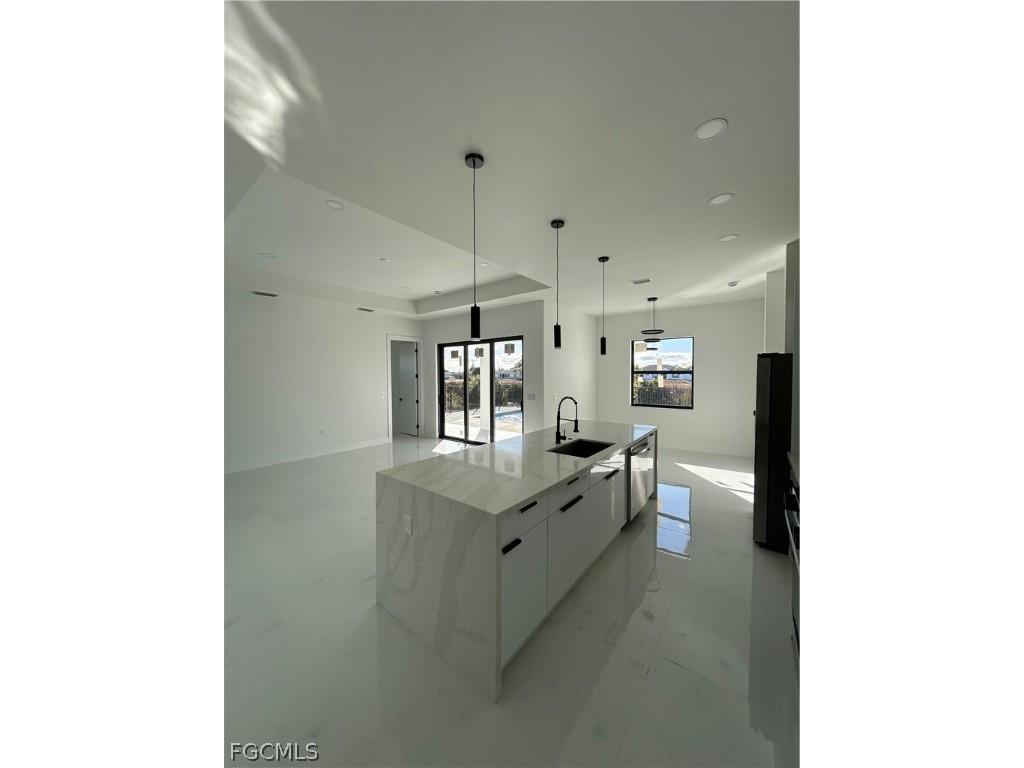 2610 NE 1st Place Cape Coral FL 33909 2025014619 image19