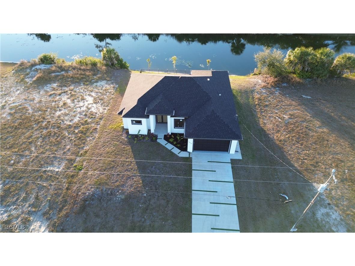 2610 NE 1st Place Cape Coral FL 33909 2025014619 image6