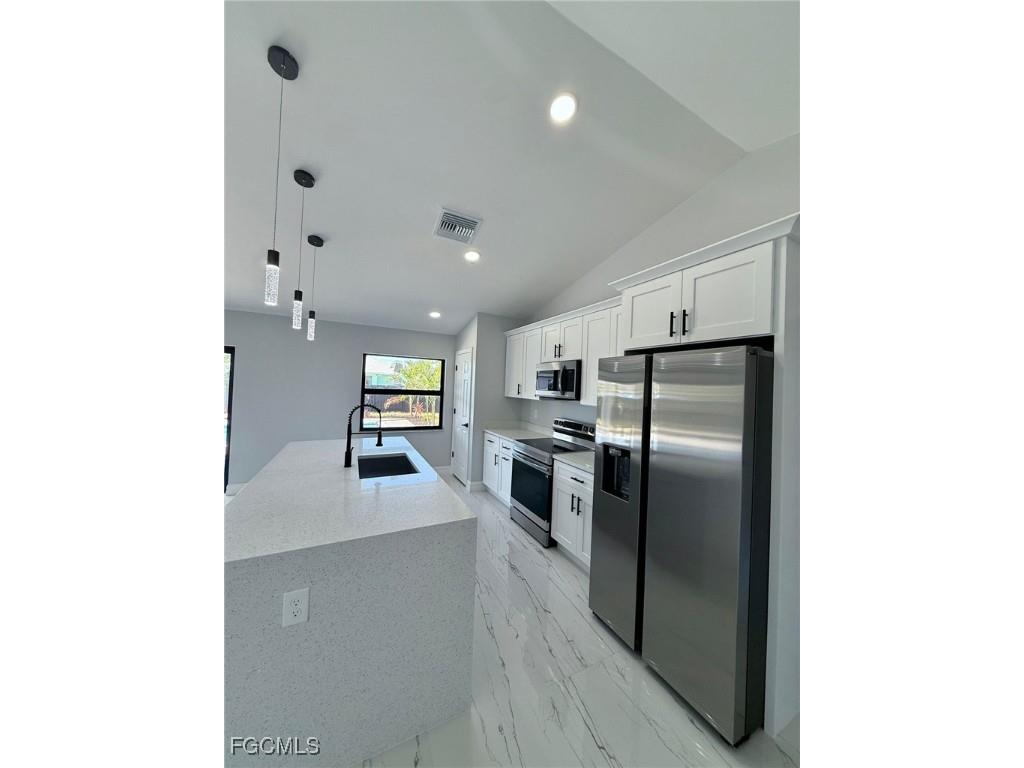 2610 NW 10th Terrace Cape Coral FL 33993 2025022293 image11