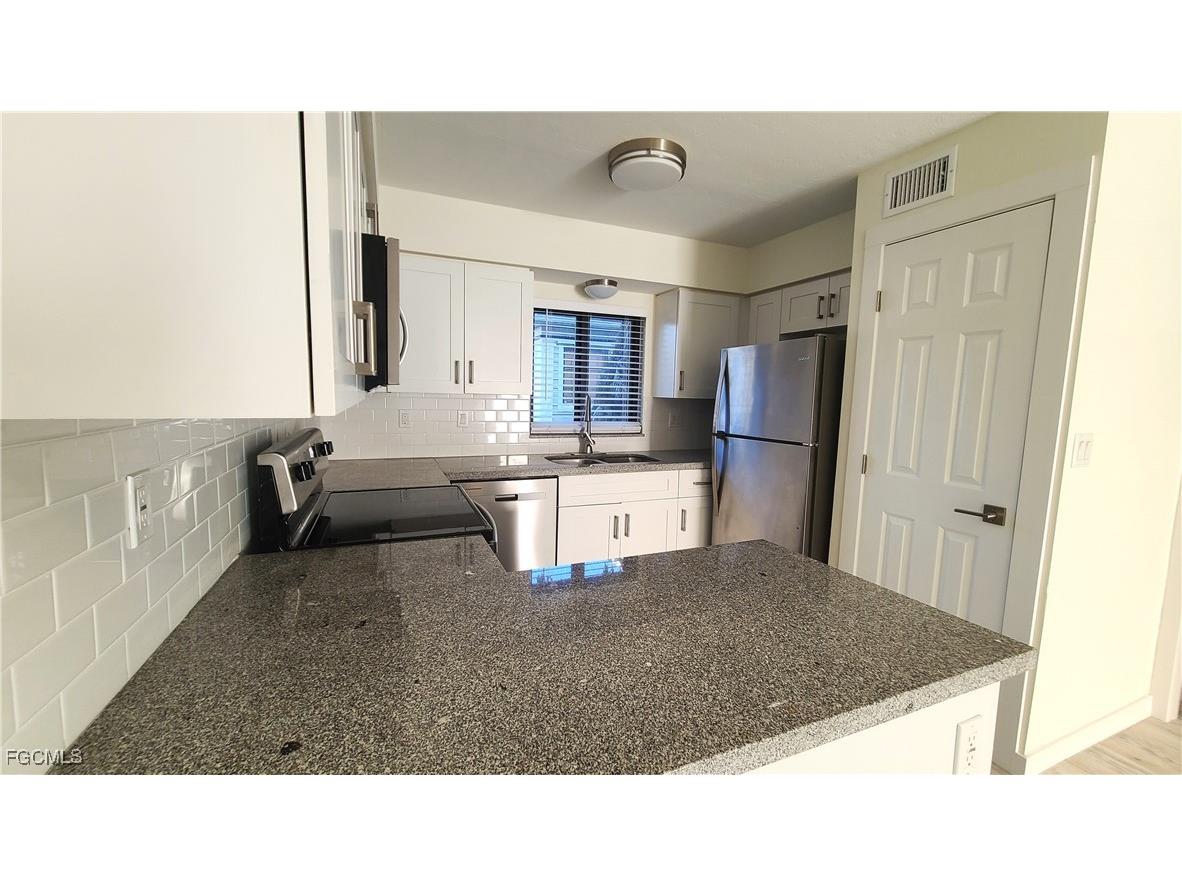 2610 Providence Street #1 Fort Myers FL 33916 2025024160 image5