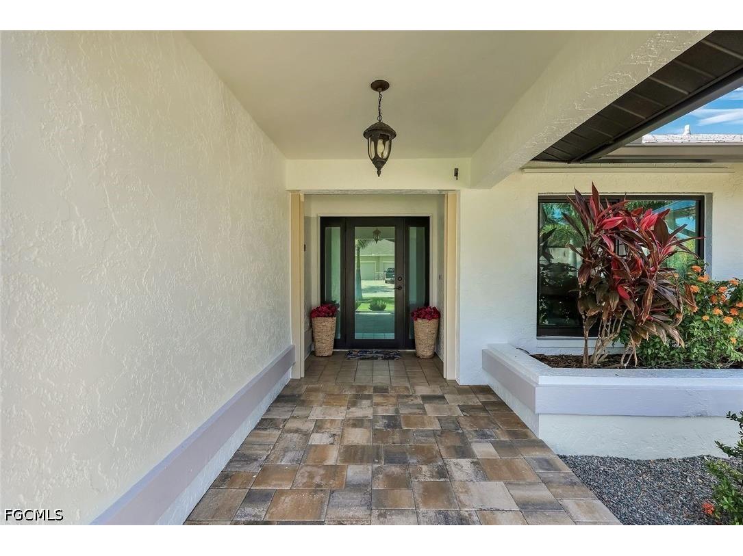 2610 SW 46th Terrace Cape Coral FL 33914 2026020299 image10