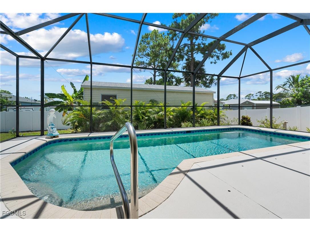 2611 11th Street W Lehigh Acres FL 33971 2025006763 image2