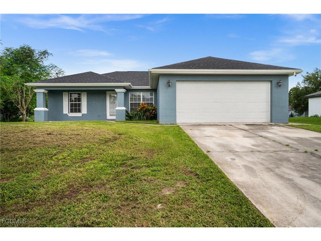 2611 4th Street SW Lehigh Acres FL 33976 2025008500 image1