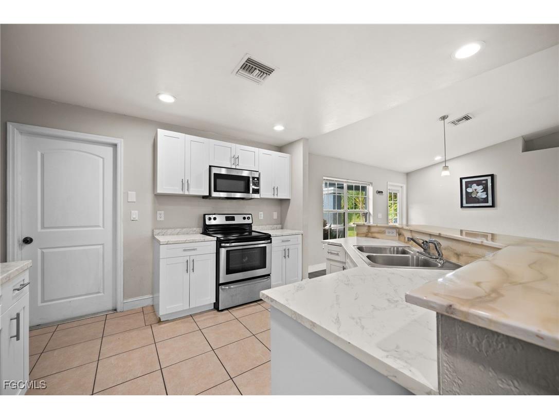 2611 4th Street SW Lehigh Acres FL 33976 2025008500 image12