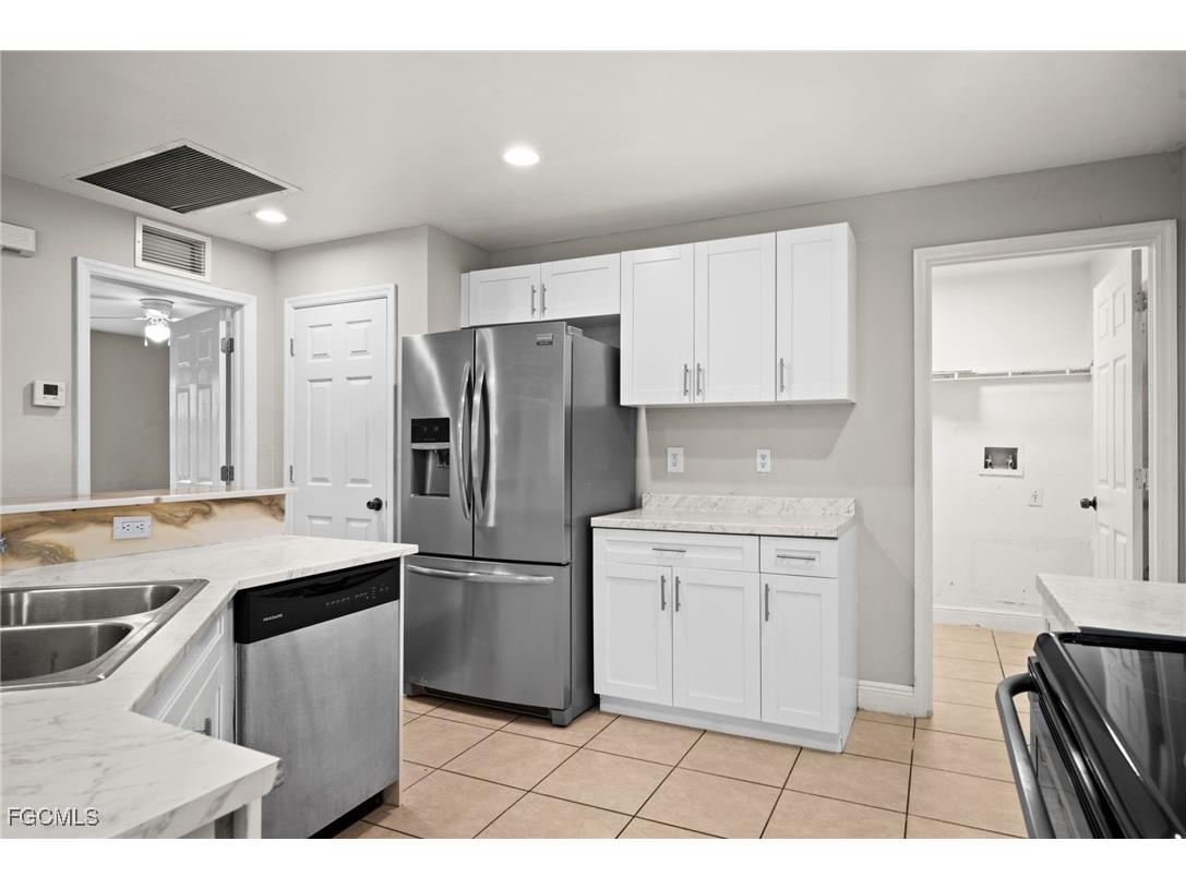 2611 4th Street SW Lehigh Acres FL 33976 2025008500 image14