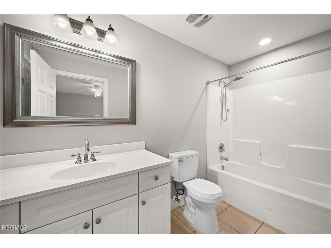 2611 4th Street SW Lehigh Acres FL 33976 2025008500 image26