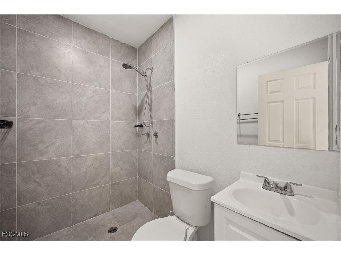 2611 4th Street SW Lehigh Acres FL 33976 2025008500 image35