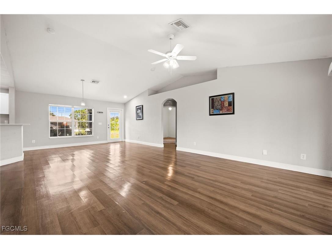 2611 4th Street SW Lehigh Acres FL 33976 2025008500 image8