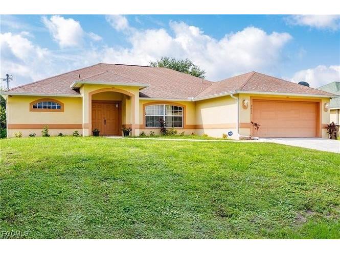 2611 65th Street W Lehigh Acres FL 33971 2026001816 image3