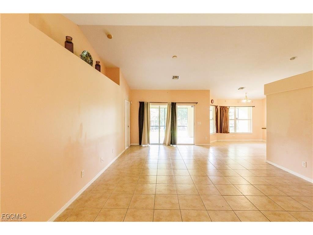 2611 65th Street W Lehigh Acres FL 33971 2026001816 image8
