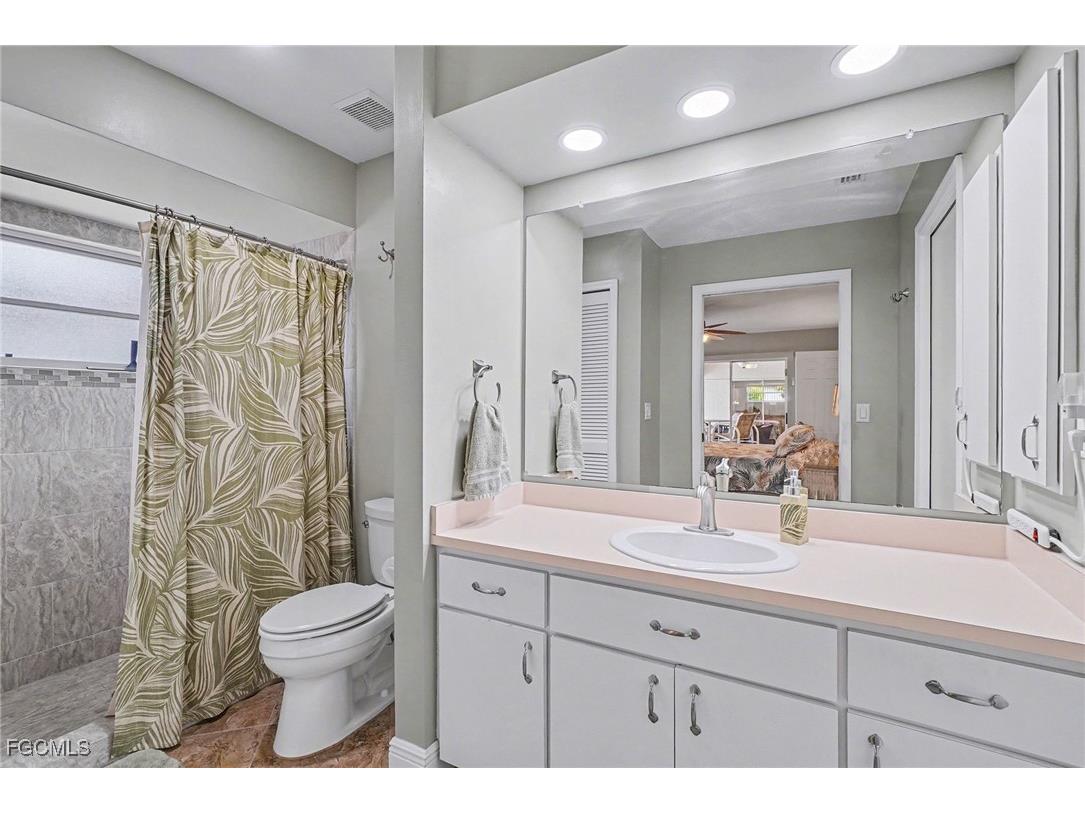 2611 Kamal Parkway Cape Coral FL 33904 2026000052 image15