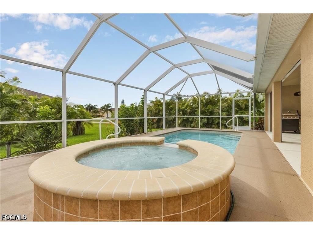 2611 SW 23rd Place Cape Coral FL 33914 2026019927 image2