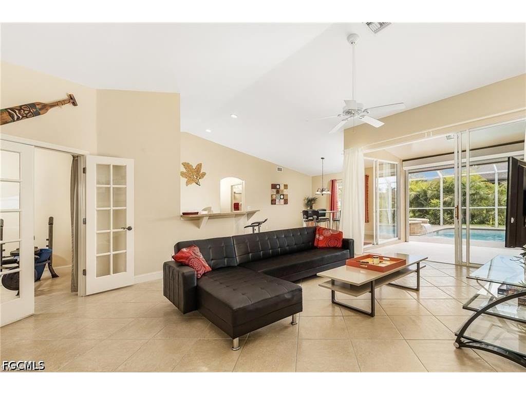 2611 SW 23rd Place Cape Coral FL 33914 2026019927 image3